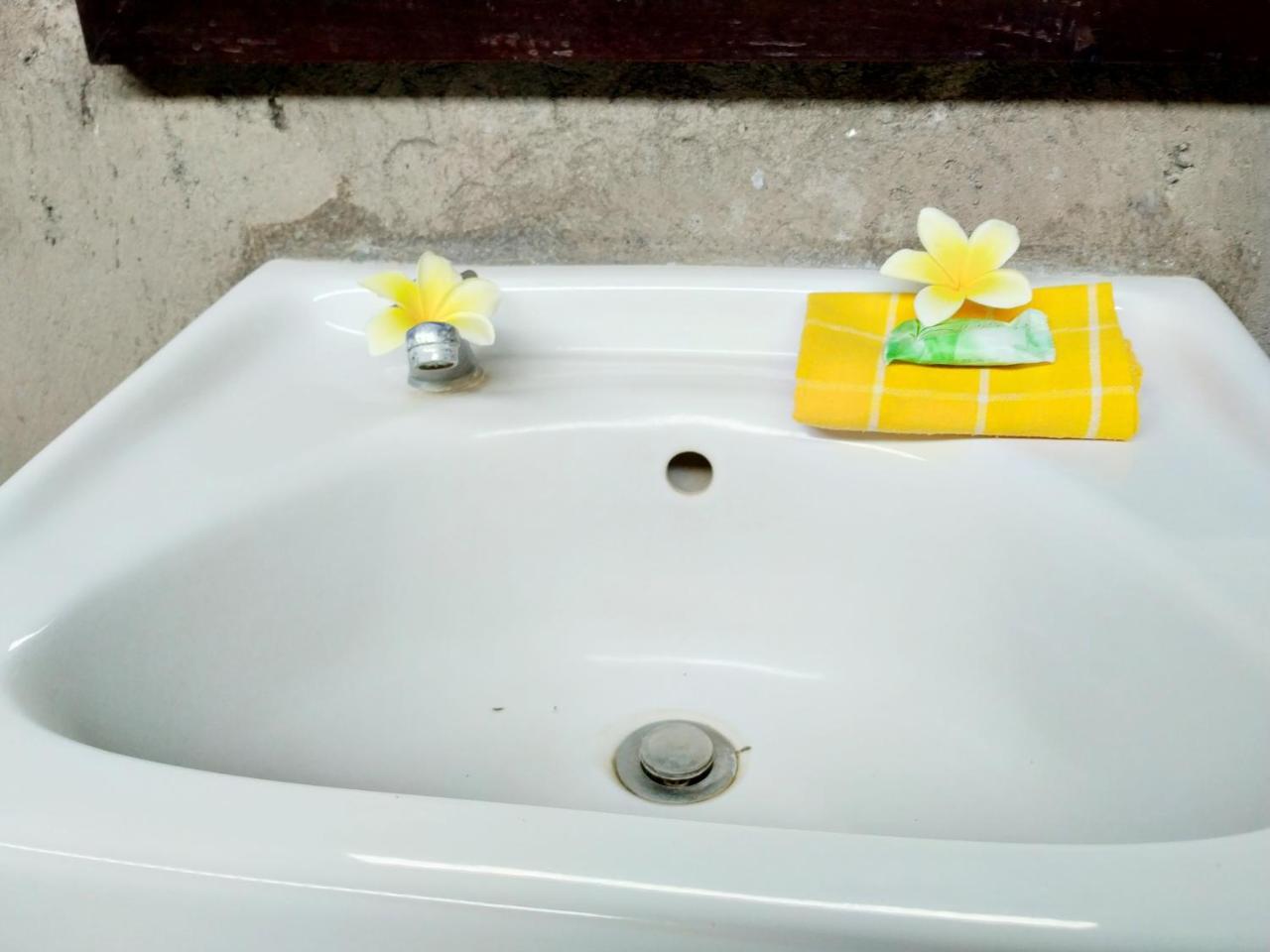 Angga Guest House Pemuteran  Luaran gambar