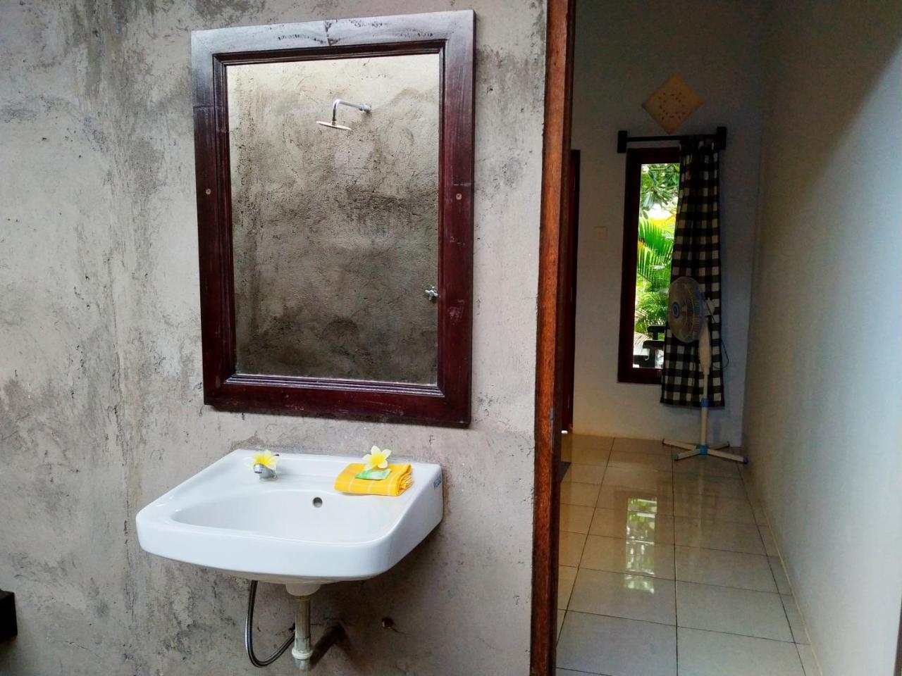 Angga Guest House Pemuteran  Luaran gambar